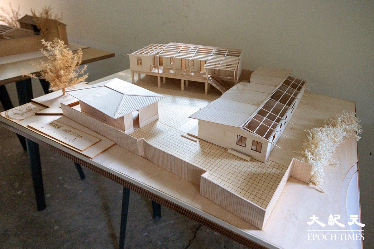 虎地坳故事館展出的村中高腳屋模型。（陳仲明／大紀元）
